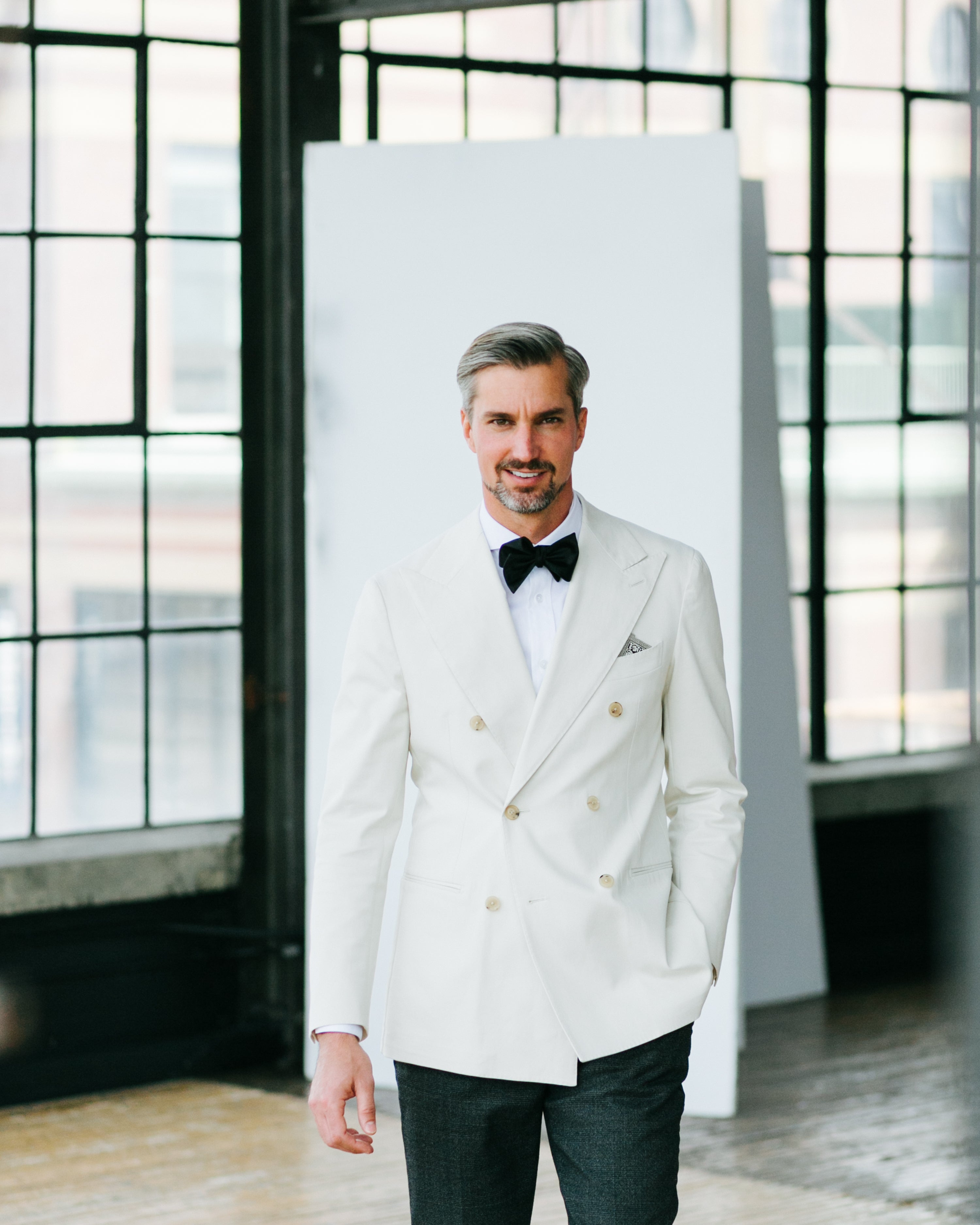 Off White Double-Breasted Dinner Jacket – Mr. Cavaliere